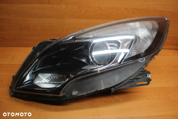 LAMPA LEWA PRZEDNIA LEWY PRZÓD SOCZEWKA UK OPEL ZAFIRA C 13399862