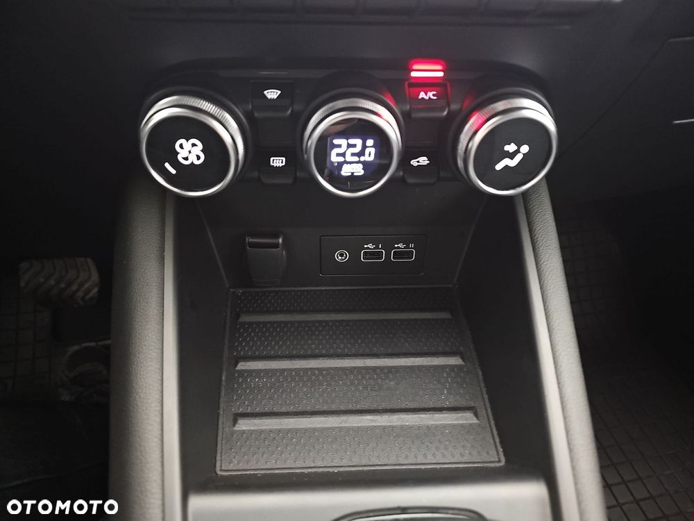 Renault Captur 1.3 TCe mHEV Techno EDC - 19
