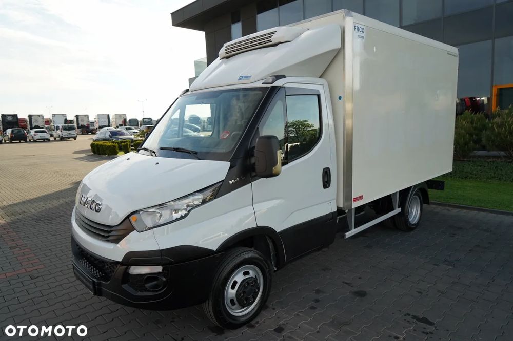 Iveco DAILY 35-140 / CHŁODNIA / THERMO KING / REGAŁY / MANUAL / BLIŹNIAK / - 5