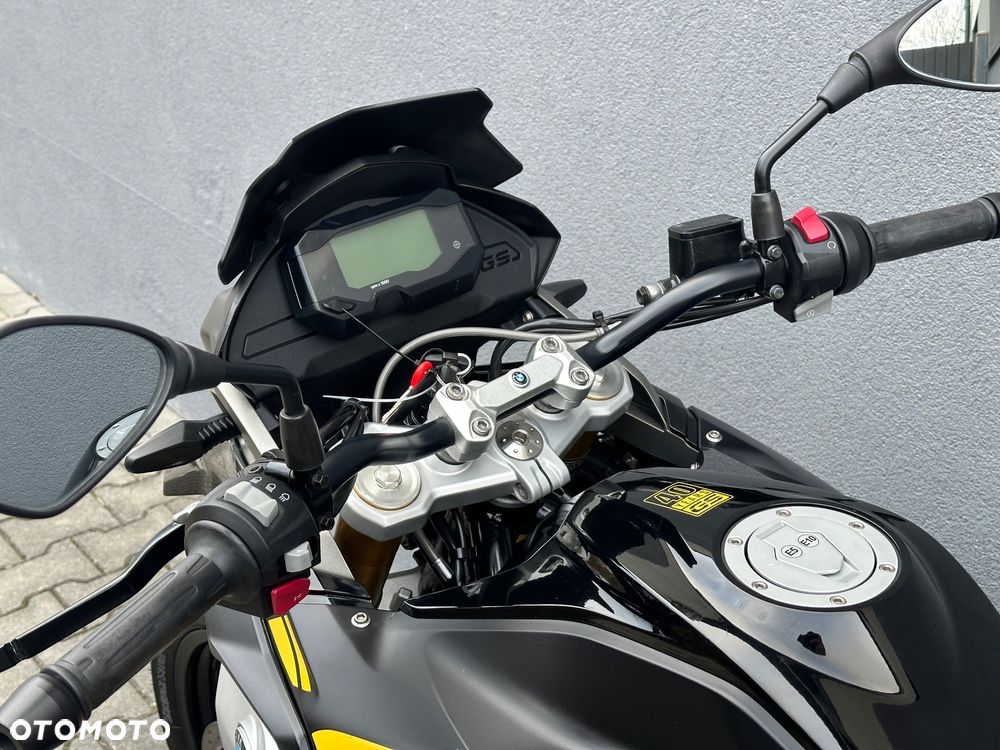 BMW G - 16