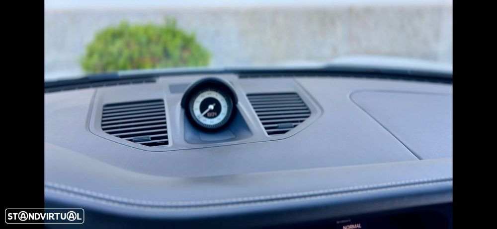 Porsche 911 (992) Carrera 4S PDK - 30