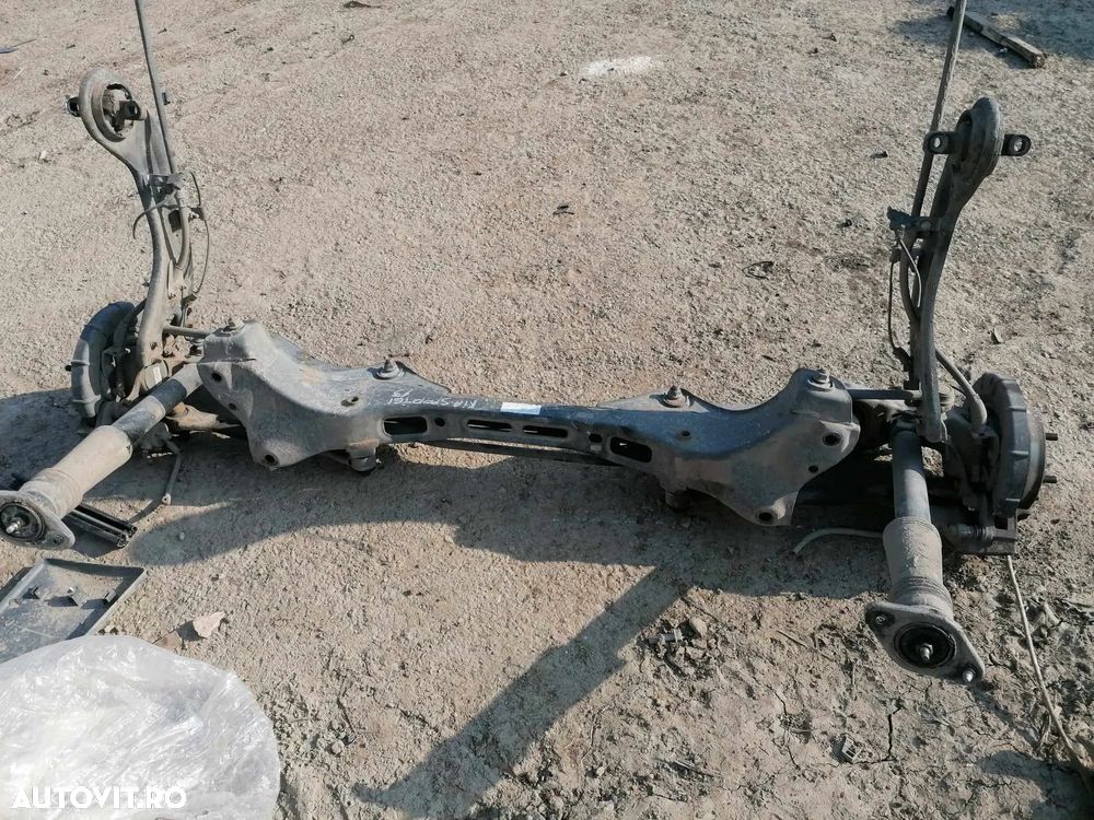 PUNTE SPATE HYUNDAI TUCSON 2WD 10-, KIA SPORTAGE 2WD 10-,HYUNDAI IX35 2WD 10-