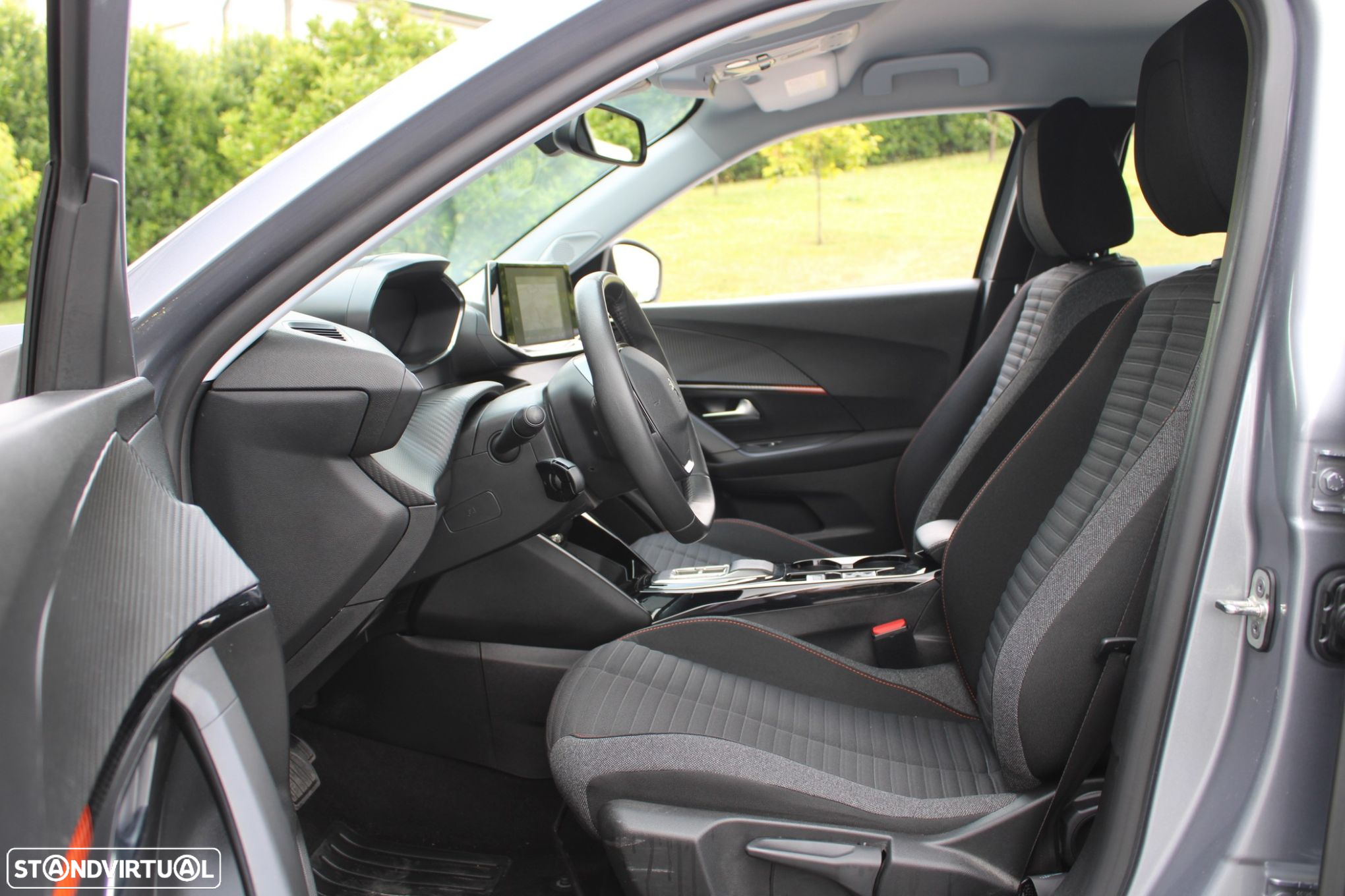 Peugeot e-2008 50 kWh Active Pack - 5