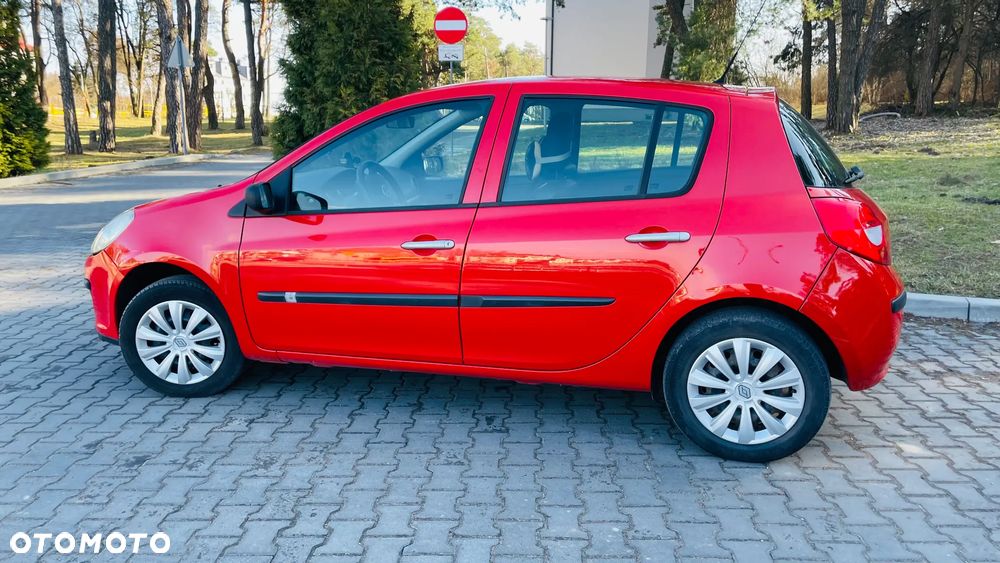 Renault Clio 1.2 16V All Inclusive - 10