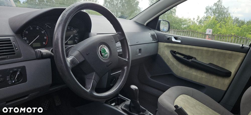 SKODA FABIA I 1.4 MPI AZE 99 - 04 - KIEROWNICA - 25