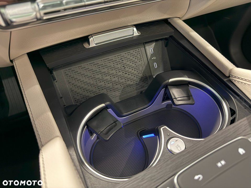 Mercedes-Benz GLE - 16