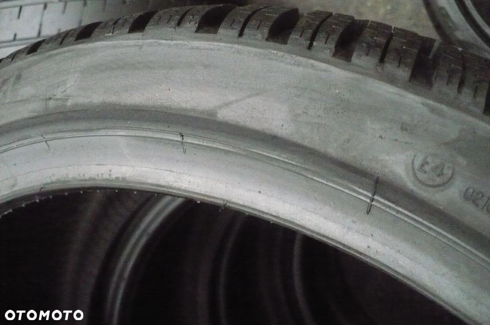 BRIDGESTONE Blizzak LM005 235/35R19 8,3mm 2024 - 5