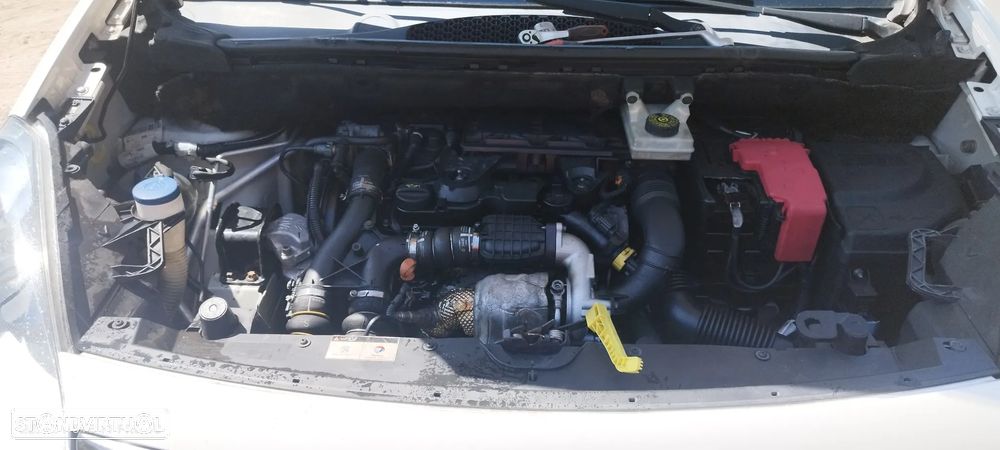 Peugeot Partner 1.6 e-HDi Confort - 18