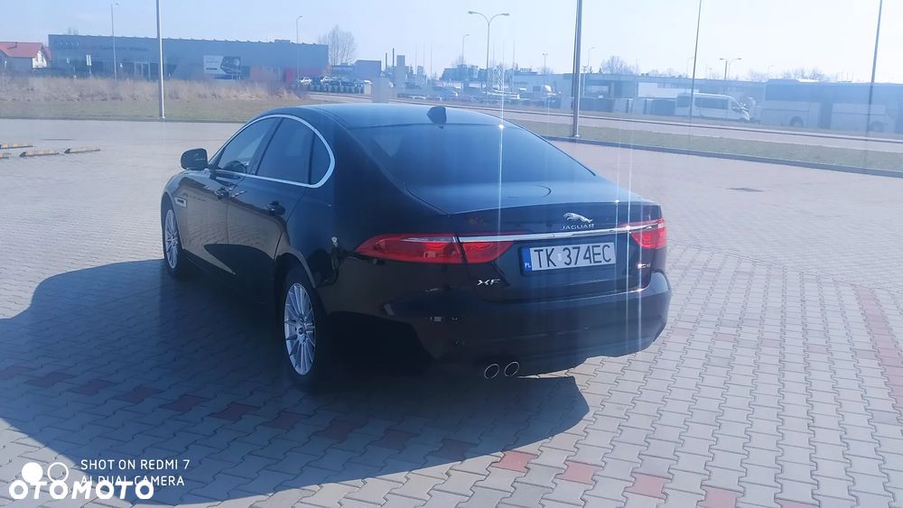 Jaguar XF - 16
