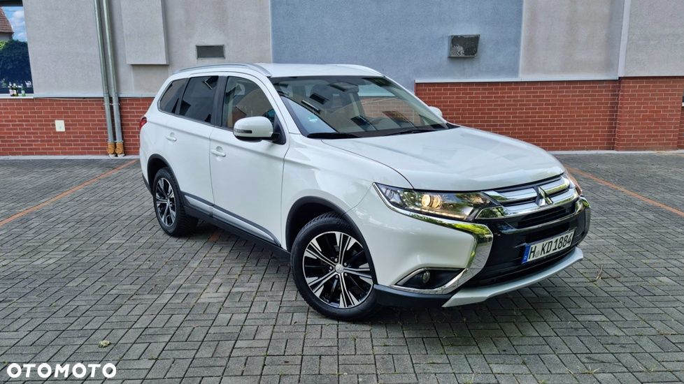 Mitsubishi Outlander 2.0 2WD Diamant Edition - 1