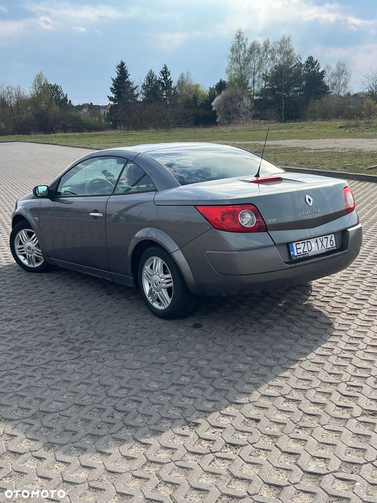 Renault Megane 2.0 Confort Dynamique - 10