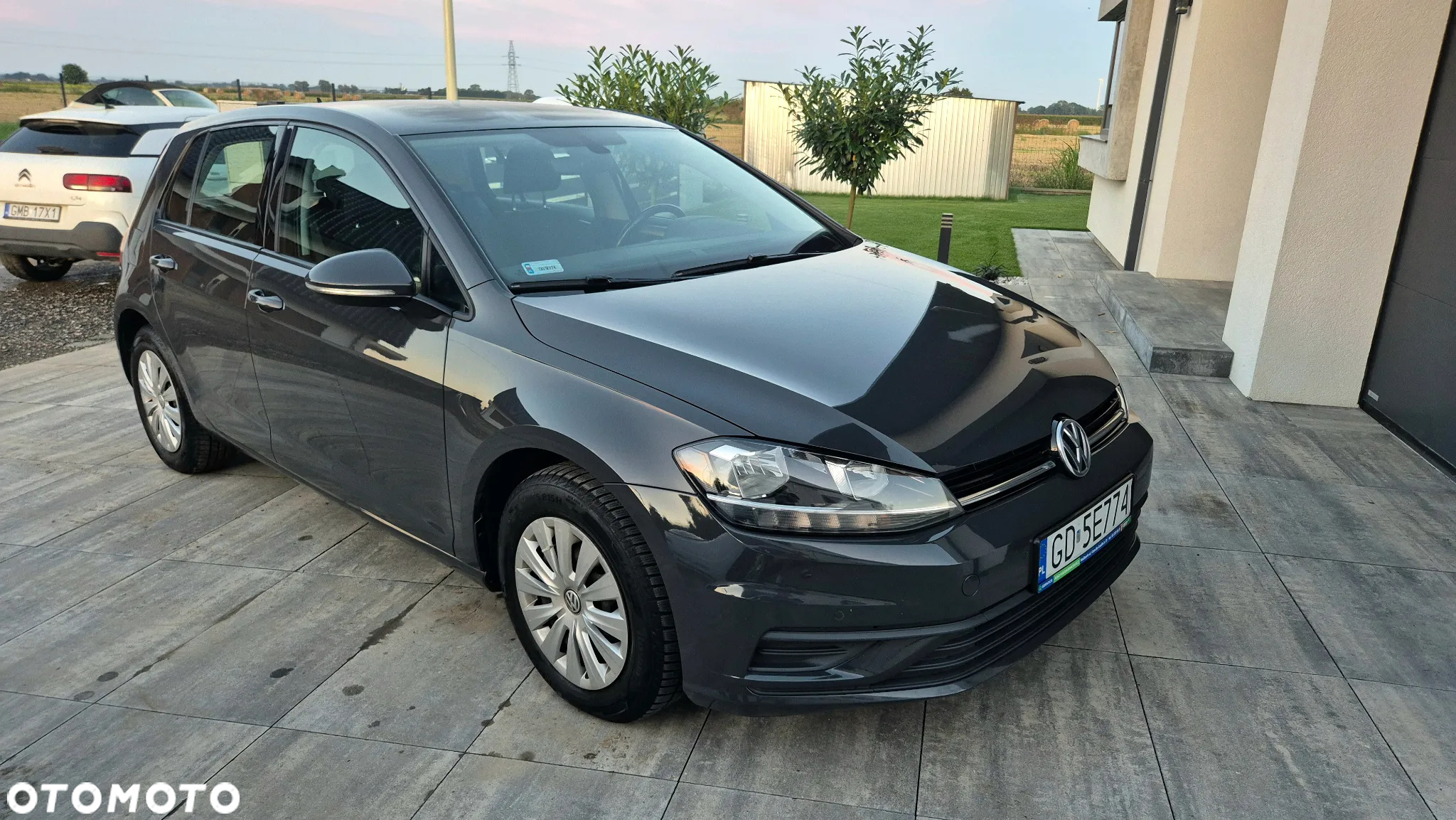 Volkswagen Golf VII 1.6 TDI BMT Trendline - 12