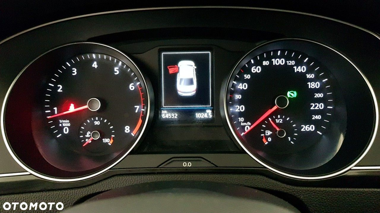 Volkswagen Passat 2.0 TSI Business DSG - 20