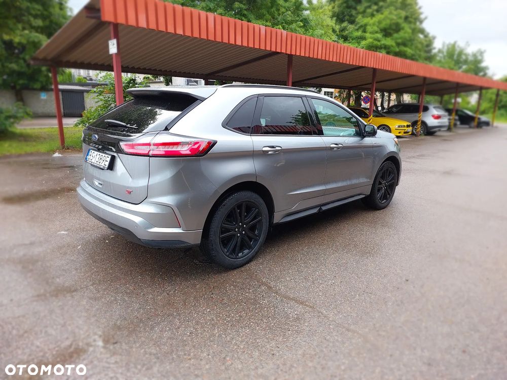 Ford Edge - 8