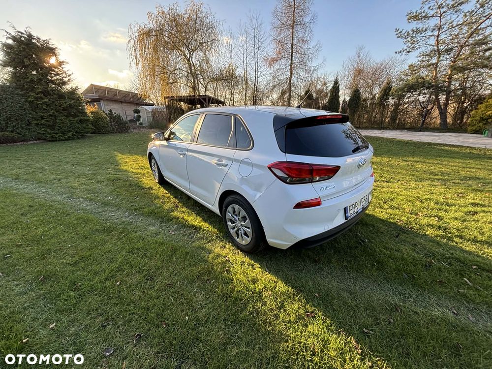 Hyundai i30 1.4 Classic - 9