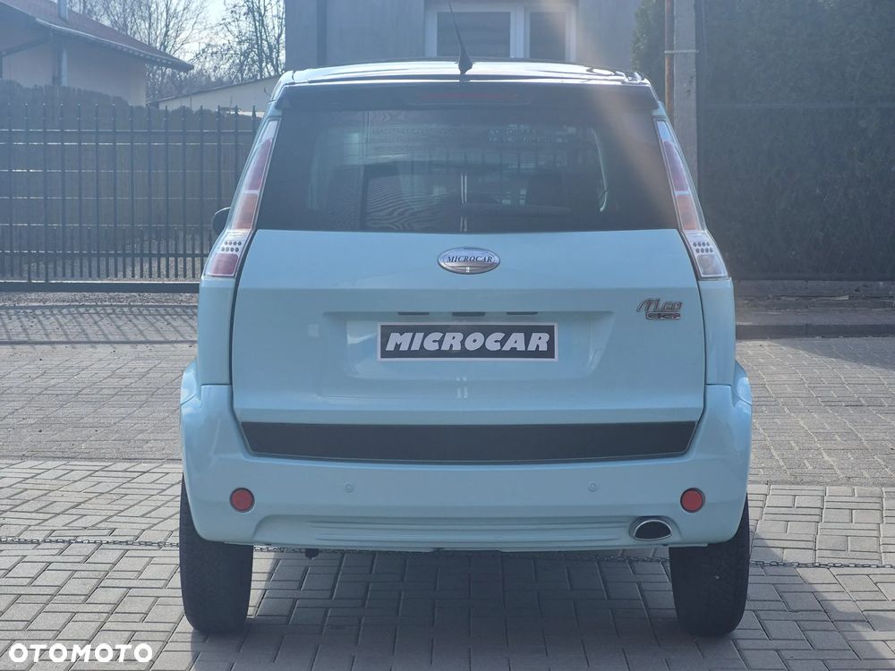 Microcar M.GO - 16