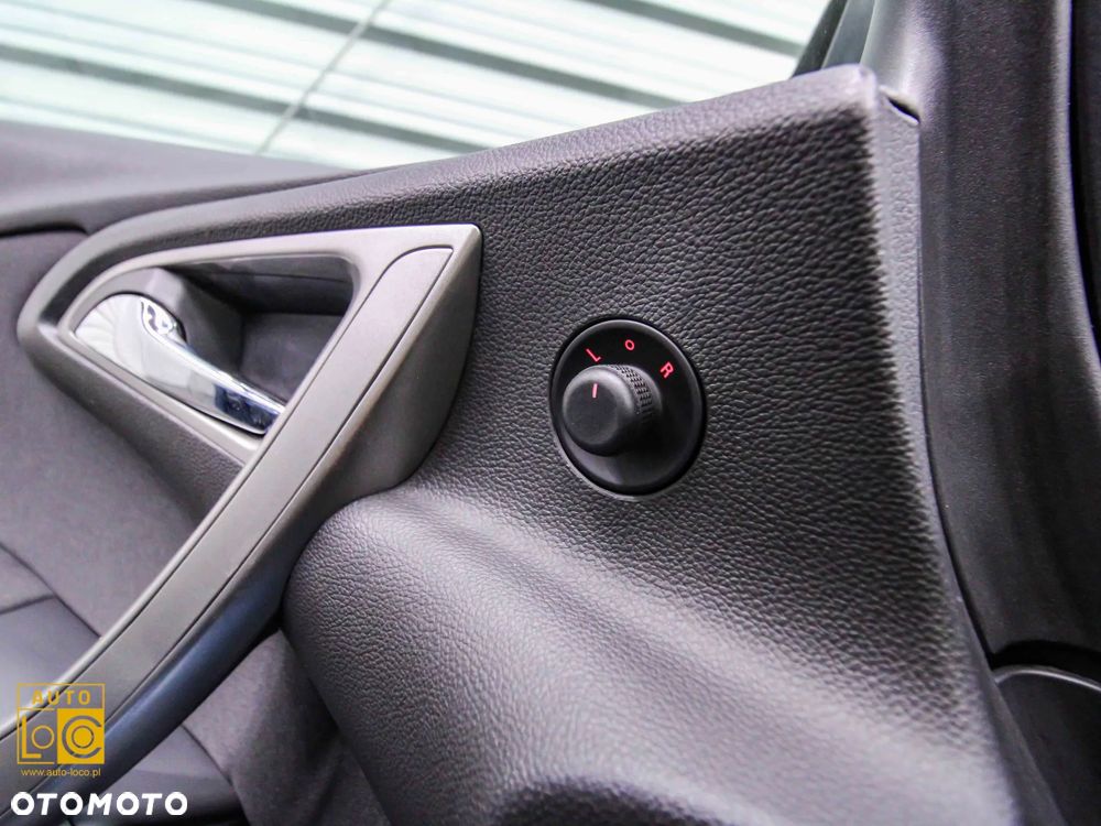 Opel Astra 1.4 T Cosmo - 23
