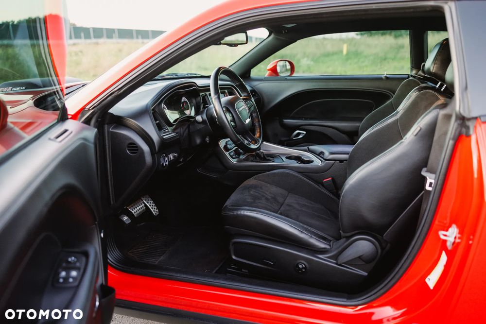 Dodge Challenger Automatik 392 Hemi Scat Pack Shaker - 18