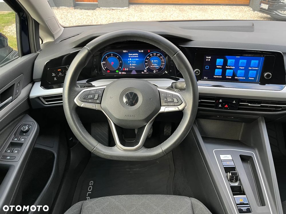 Volkswagen Golf Variant - 8