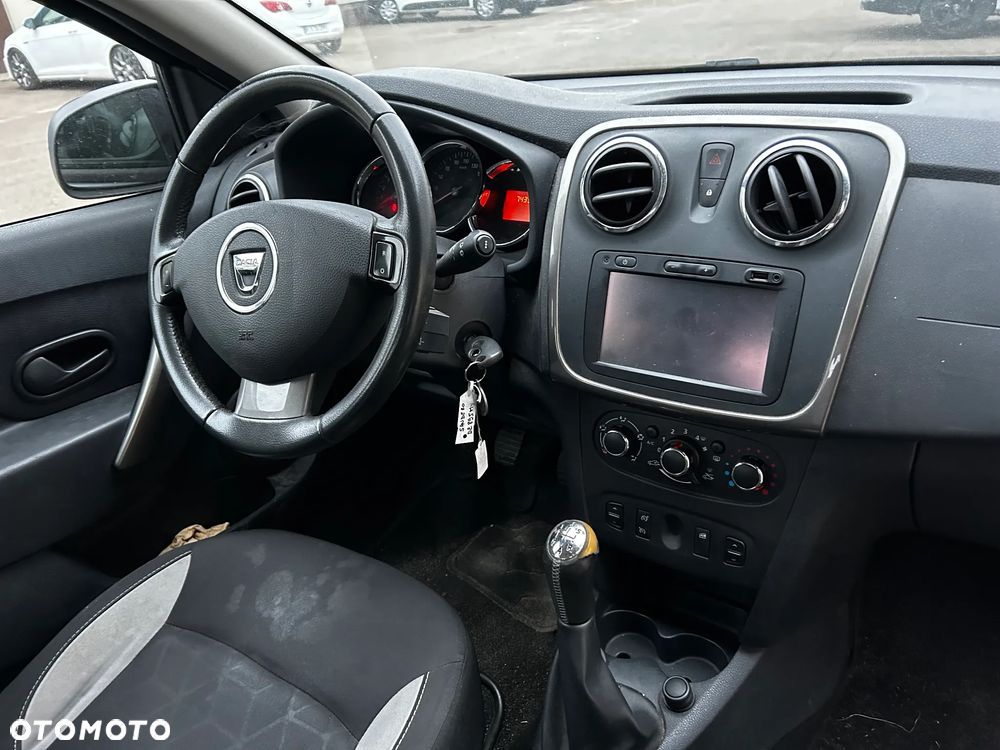 Dacia Sandero - 18