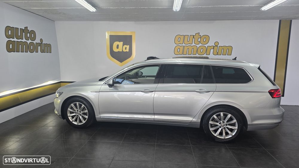VW Passat Variant 2.0 TDI Highline DSG 4Motion - 17