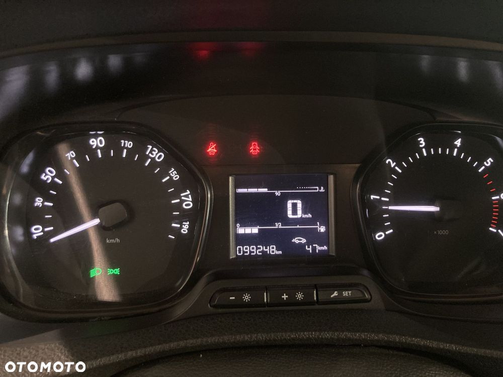 Toyota PROACE - 11