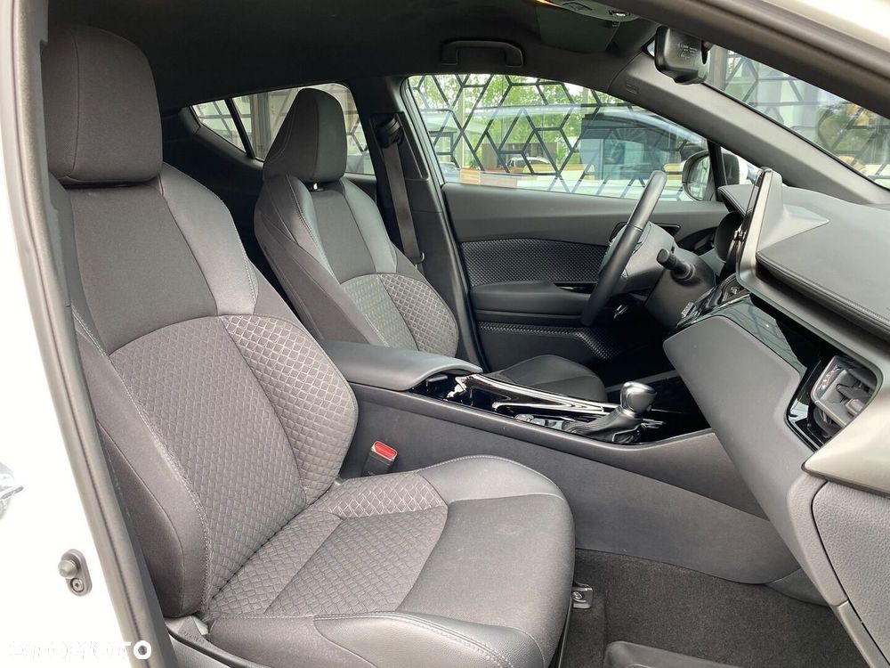 Toyota C-HR 2.0 Hybrid Style - 23