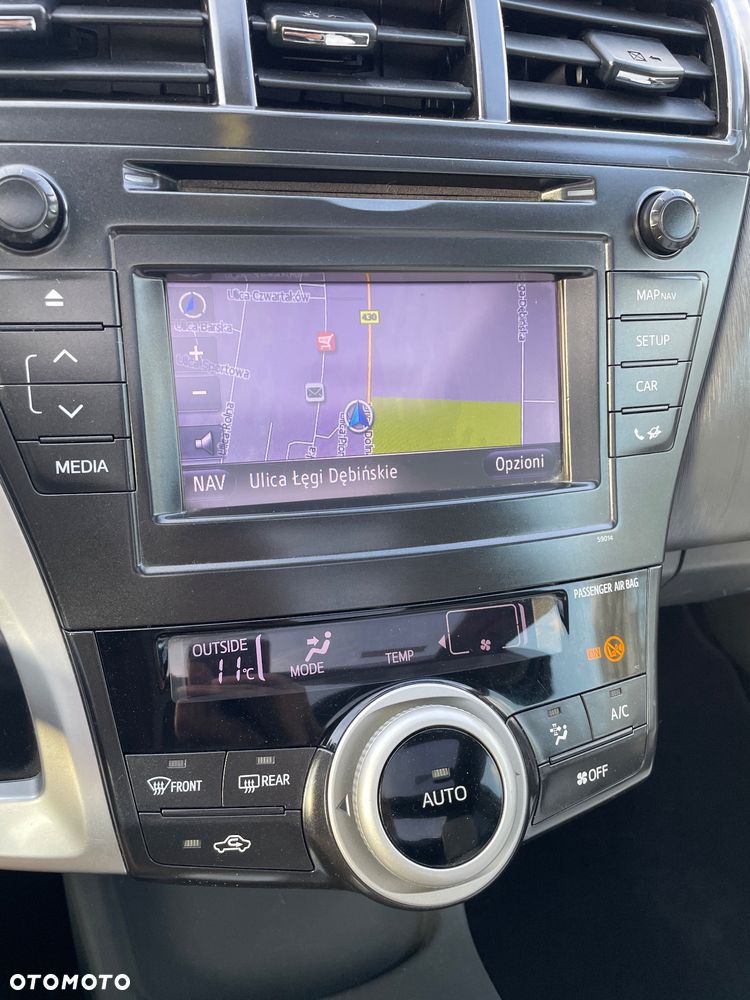 Toyota Prius+ (Hybrid) Executive - 14