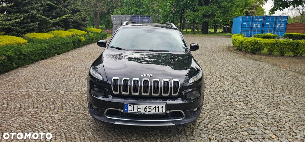 Jeep Cherokee - 1
