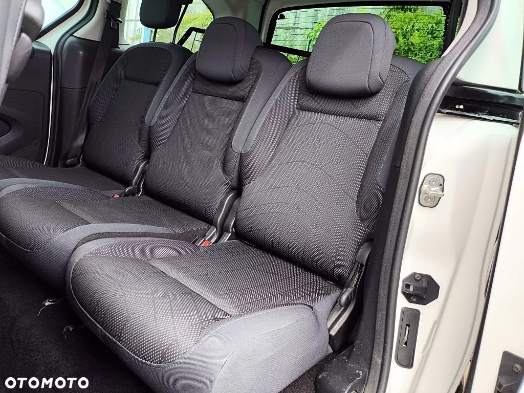 Peugeot Partner Tepee 90 Family - 31