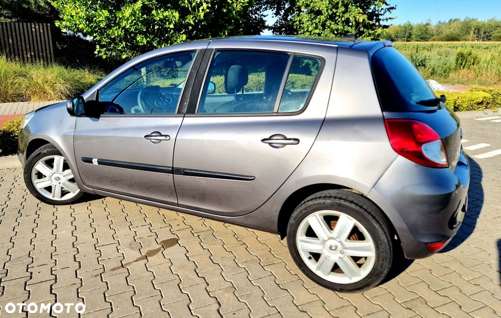Renault Clio 1.5 dCi Fairway - 21