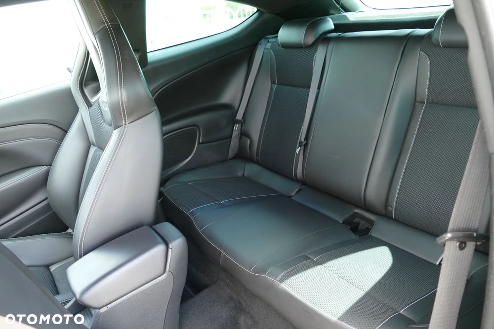 Opel Astra IV GTC OPC - 14