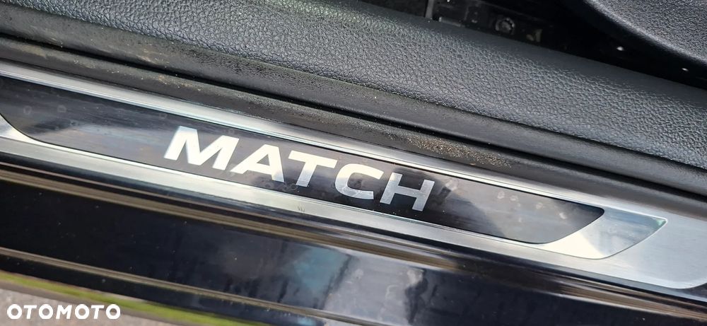 Volkswagen Polo 1.2 TSI MATCH - 26