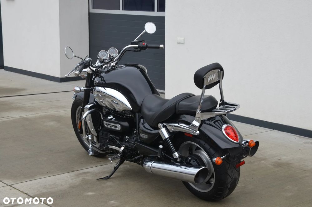 Triumph Rocket - 5