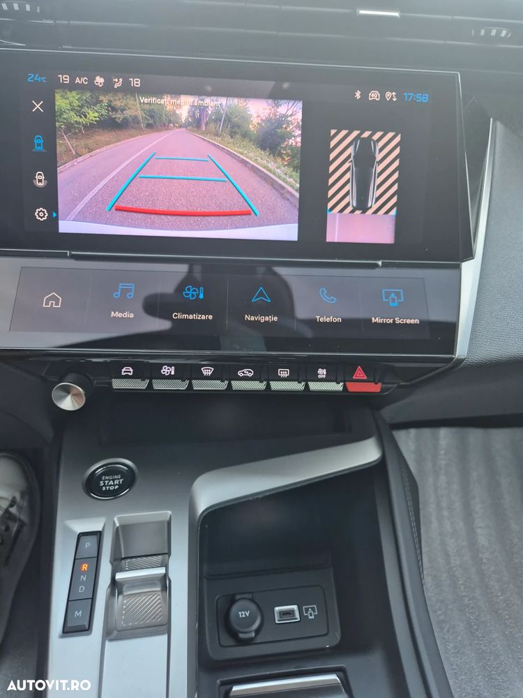 Peugeot 308 SW BlueHDi 130 EAT8 Allure Pack - 22