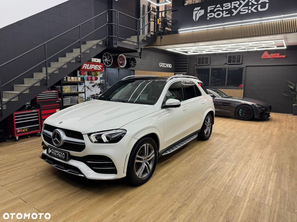 Mercedes-Benz GLE - 29