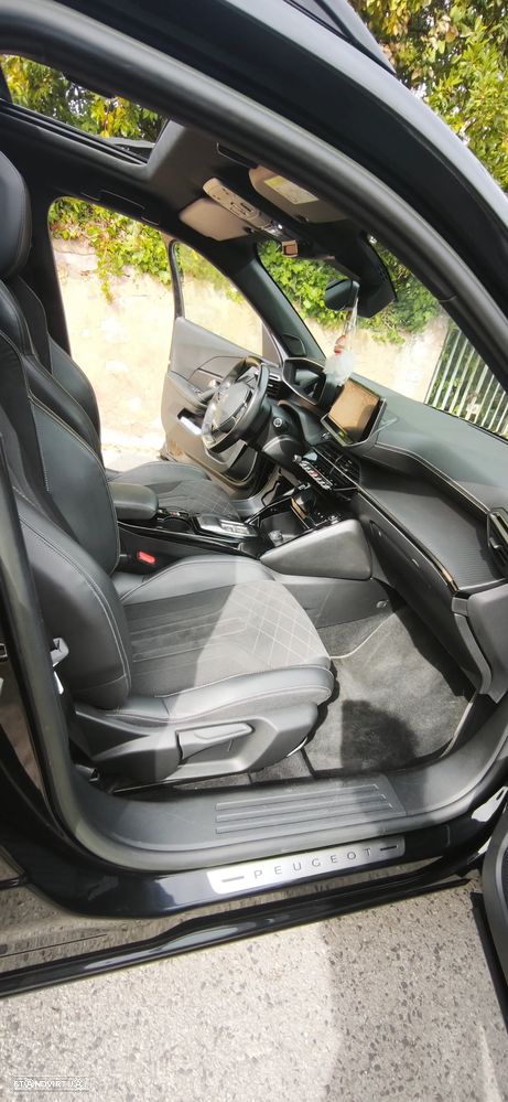 Peugeot e-2008 GT Pack - 17