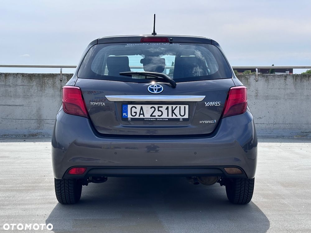 Toyota Yaris Hybrid 100 Premium EU6 - 8