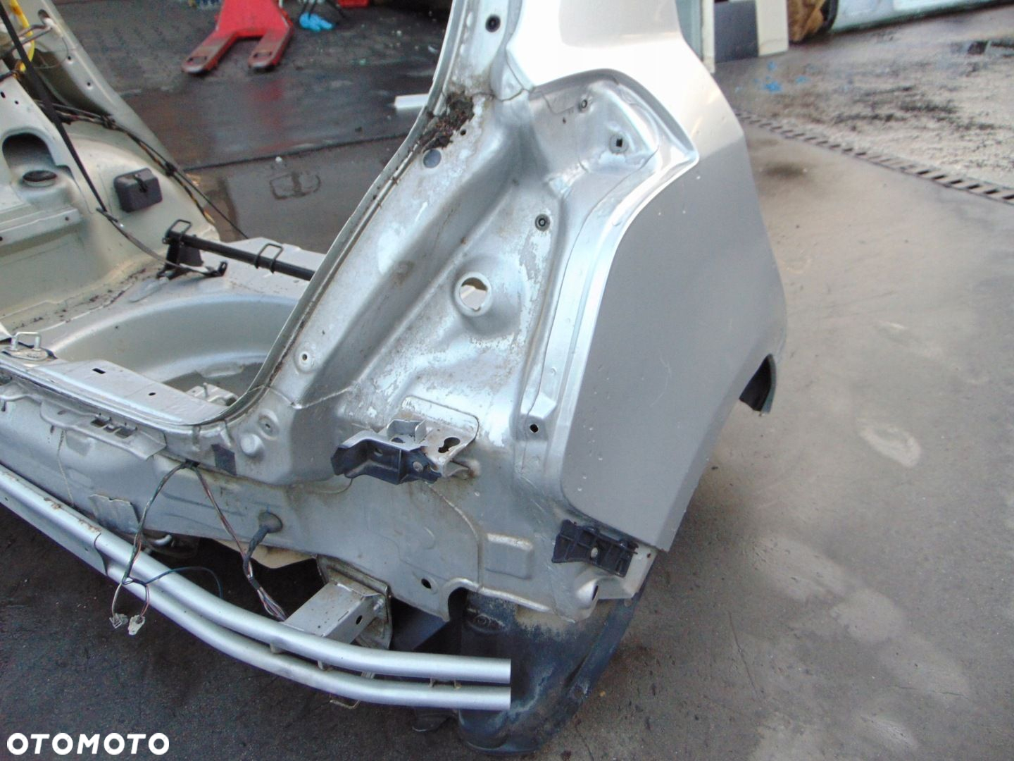 SUZUKI SWIFT III MK6 PAS TYLNY TYŁ WANNA ZCC - 3