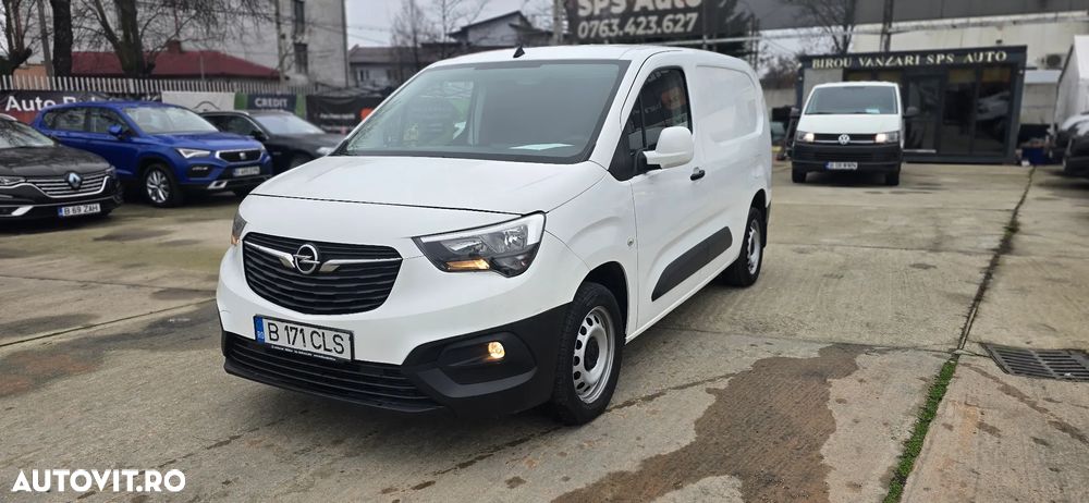 Opel COMBO - 1
