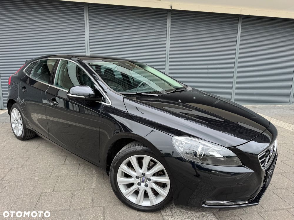 Volvo V40 D4 Geartronic Momentum - 2