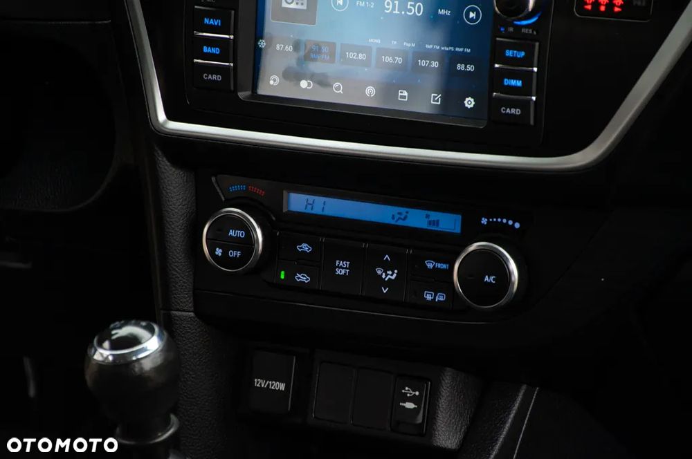 Toyota Auris 1.33 VVT-i Life - 25