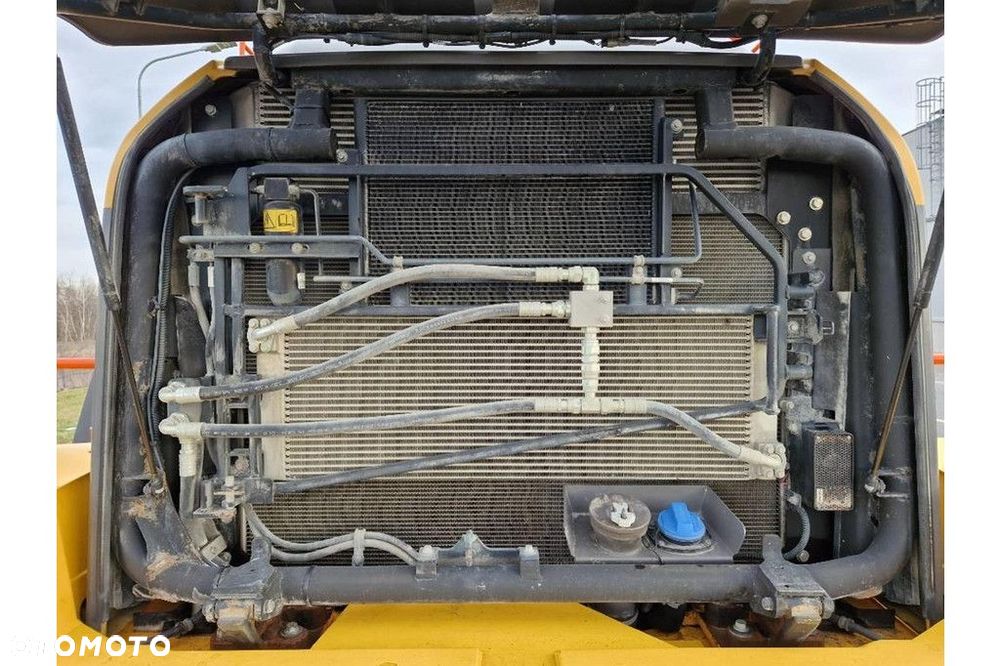 Volvo L 180 H - 14