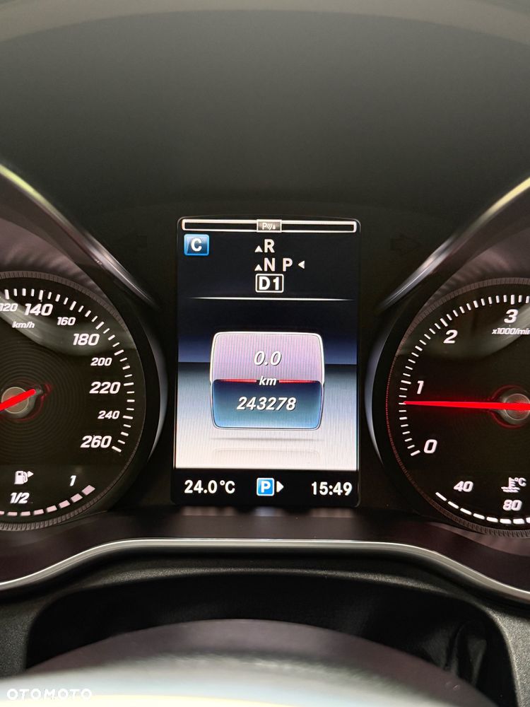 Mercedes-Benz Klasa C 220 (BlueTEC) d 7G-TRONIC - 15