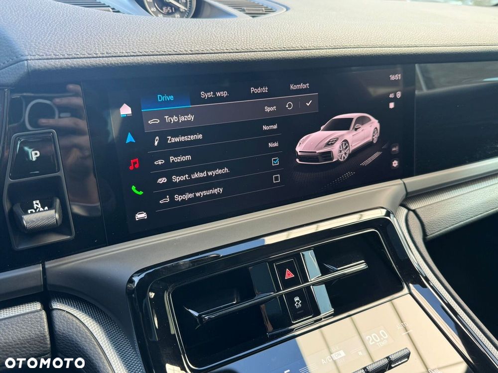 Porsche Panamera 4 E-Hybrid PHEV - 30