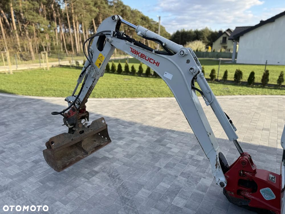 Takeuchi TB216 - 15