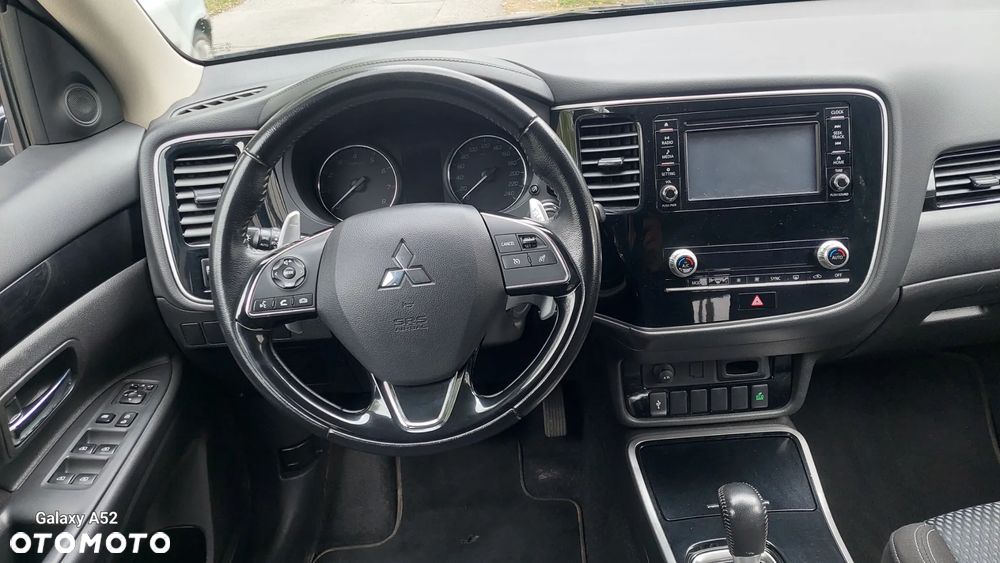 Mitsubishi Outlander - 5