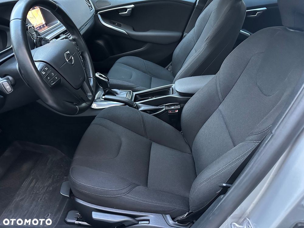Volvo V40 - 22