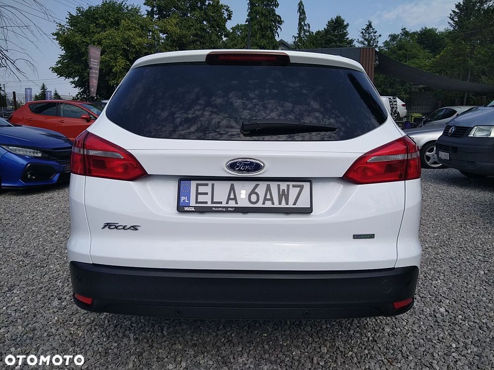 Ford Focus 1.0 EcoBoost Titanium - 6