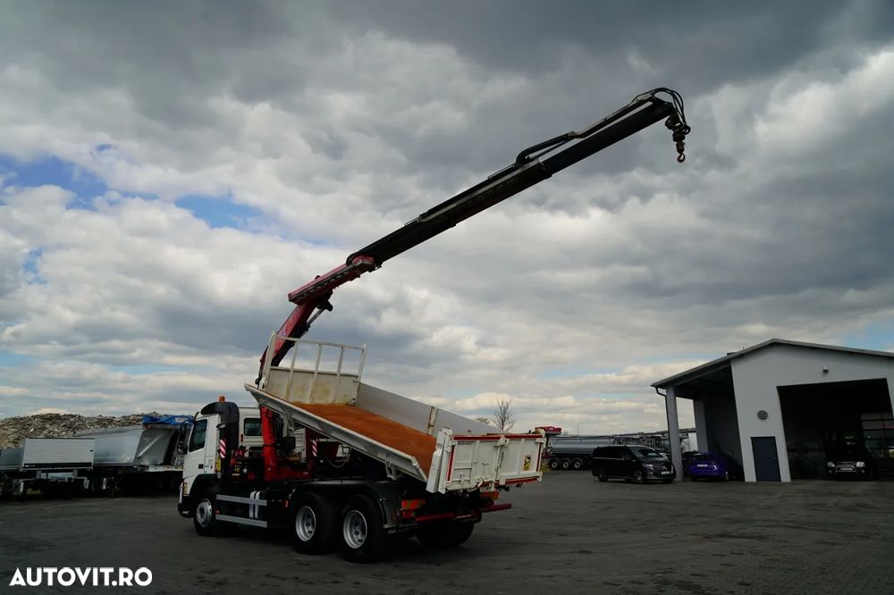 Volvo FMX 370 / 6X4 / TIPPER + FASSI F165XP HDS / MAX. CAPACITATE DE RIDICARE 5200 KG / COMANDĂ RADIO / HAYON LATERAL HIDRAULIC - 4